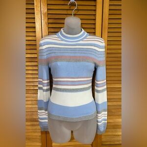 Forever 21 Contemporary sweater top